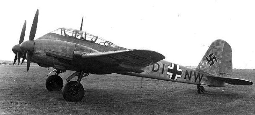 Me410V1-2.jpg (64928 Byte)