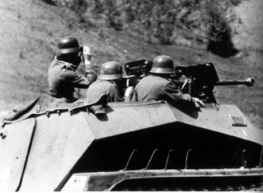 SdKfz250I11-2.jpg (32863 Byte)
