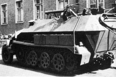 SdKfz251I16-2.jpg (8991 Byte)