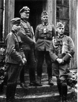 AR10-2.jpg (33149 Byte)