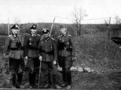 IR20-1.jpg (37982 Byte)